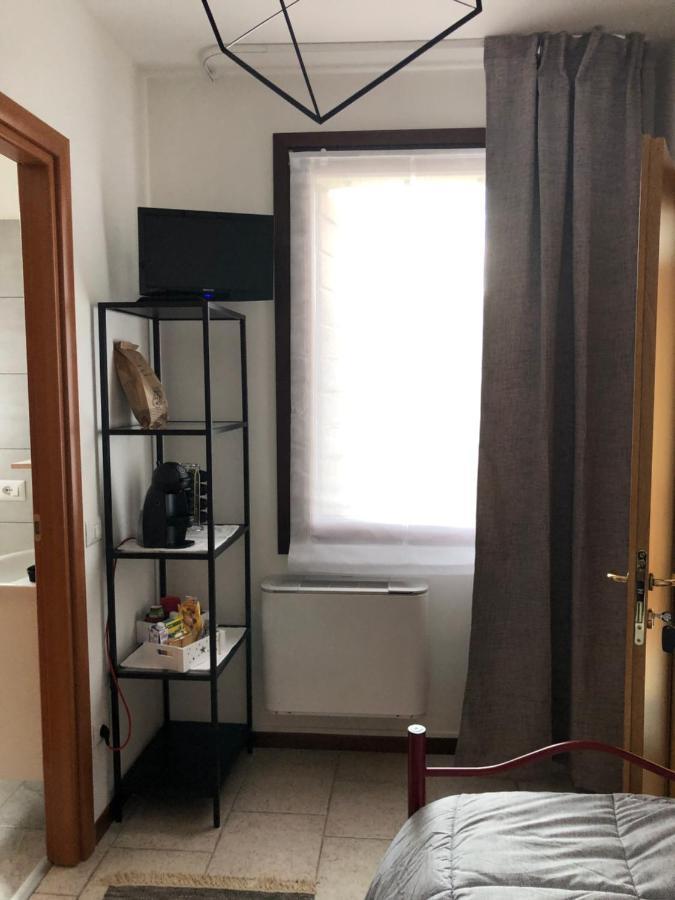 Single Room,1057409485:JPEG